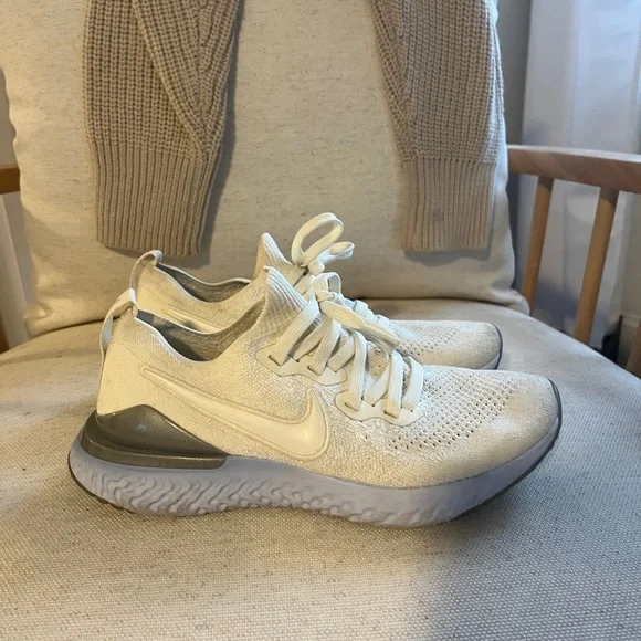Nike Epic React Flyknit 2 - Picture 5 of 10